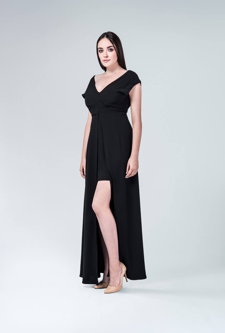 Платье черное в пол с разрезом